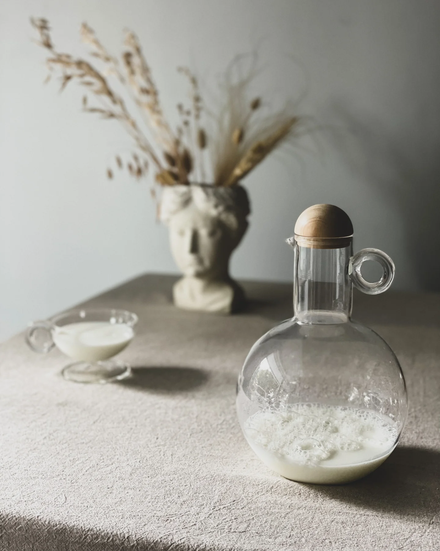 Pulli Cup and Gallina Carafe